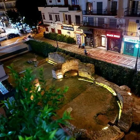 Apartmán Nava In The Center With Private Parking Of Stayinthess