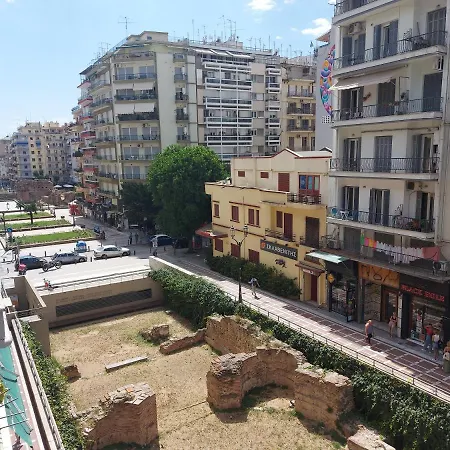 Nava In The Center With Private Parking Of Stayinthess Διαμέρισμα