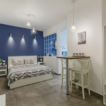 Nava In The Center Of Apartment