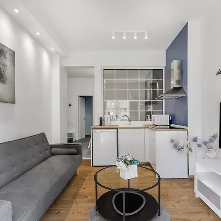 Nava In The Center With Private Parking Of Stayinthess * Thessaloníki